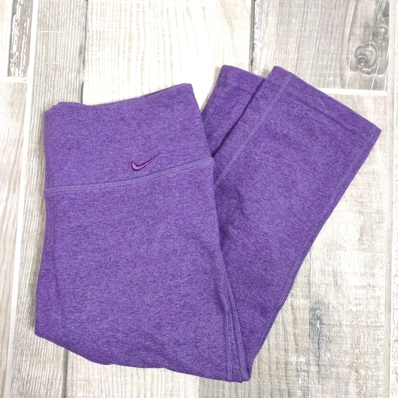 Nike Dri - Fit Women's Capri Leggings - Picture 9 of 9
